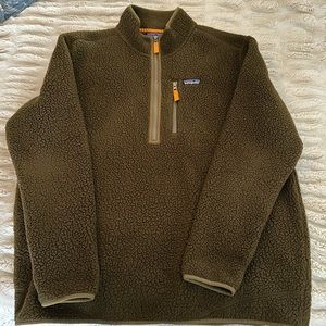 Patagonia men’s Retro Pile pullover